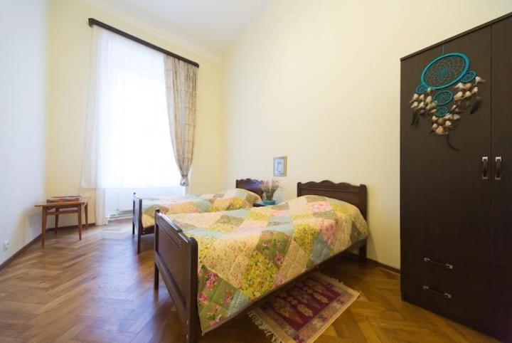 Apartment On Tabidze 3/5 Tbilisi ภายนอก รูปภาพ